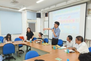 1130830 開學日【新生家長座談會】大手牽小手、快樂上學趣:LINE_ALBUM_113.8.30新生始業式_240831_157