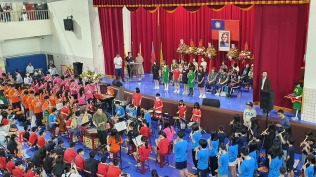 1140510 東信校慶暨多元活動園遊會【國樂團暖場+森巴鼓開幕式表演+頒獎典禮+國小各學年及幼兒園各班表演+母親節感恩音樂會及素養議題宣導+親子園遊會】:13