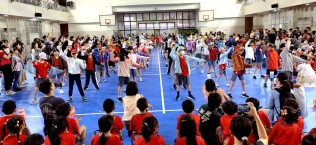 1140510 東信校慶暨多元活動園遊會【國樂團暖場+森巴鼓開幕式表演+頒獎典禮+國小各學年及幼兒園各班表演+母親節感恩音樂會及素養議題宣導+親子園遊會】:48