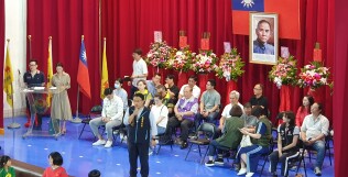 1140510 東信校慶暨多元活動園遊會【國樂團暖場+森巴鼓開幕式表演+頒獎典禮+國小各學年及幼兒園各班表演+母親節感恩音樂會及素養議題宣導+親子園遊會】:52