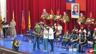 1140510 東信校慶暨多元活動園遊會【國樂團暖場+森巴鼓開幕式表演+頒獎典禮+國小各學年及幼兒園各班表演+母親節感恩音樂會及素養議題宣導+親子園遊會】:63
